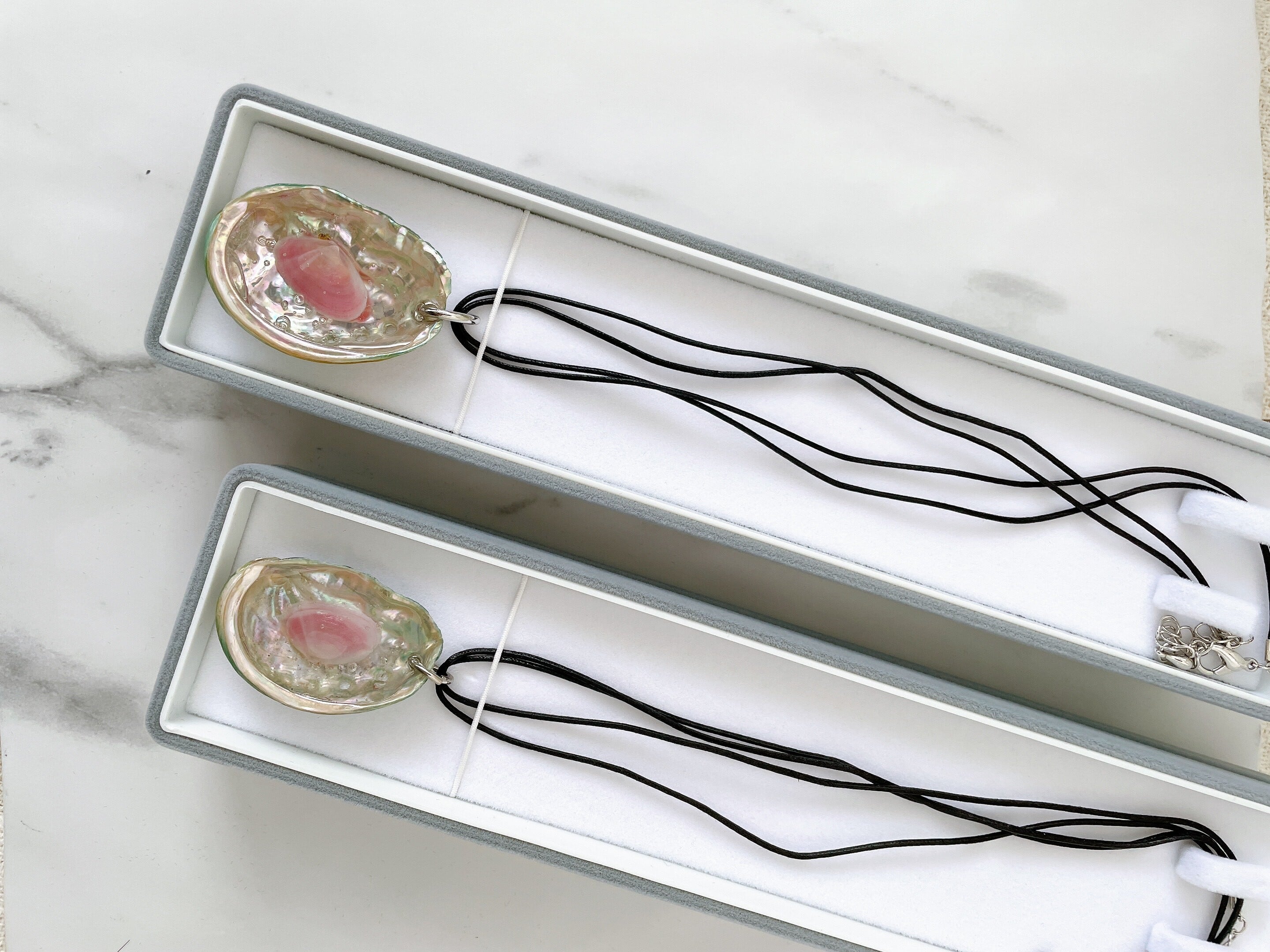 アワビとさくら貝のネックレス