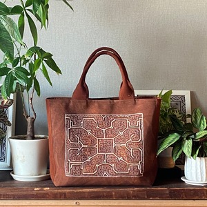 Bag1 シピボ刺繍大バック　アマゾンムラ染め　