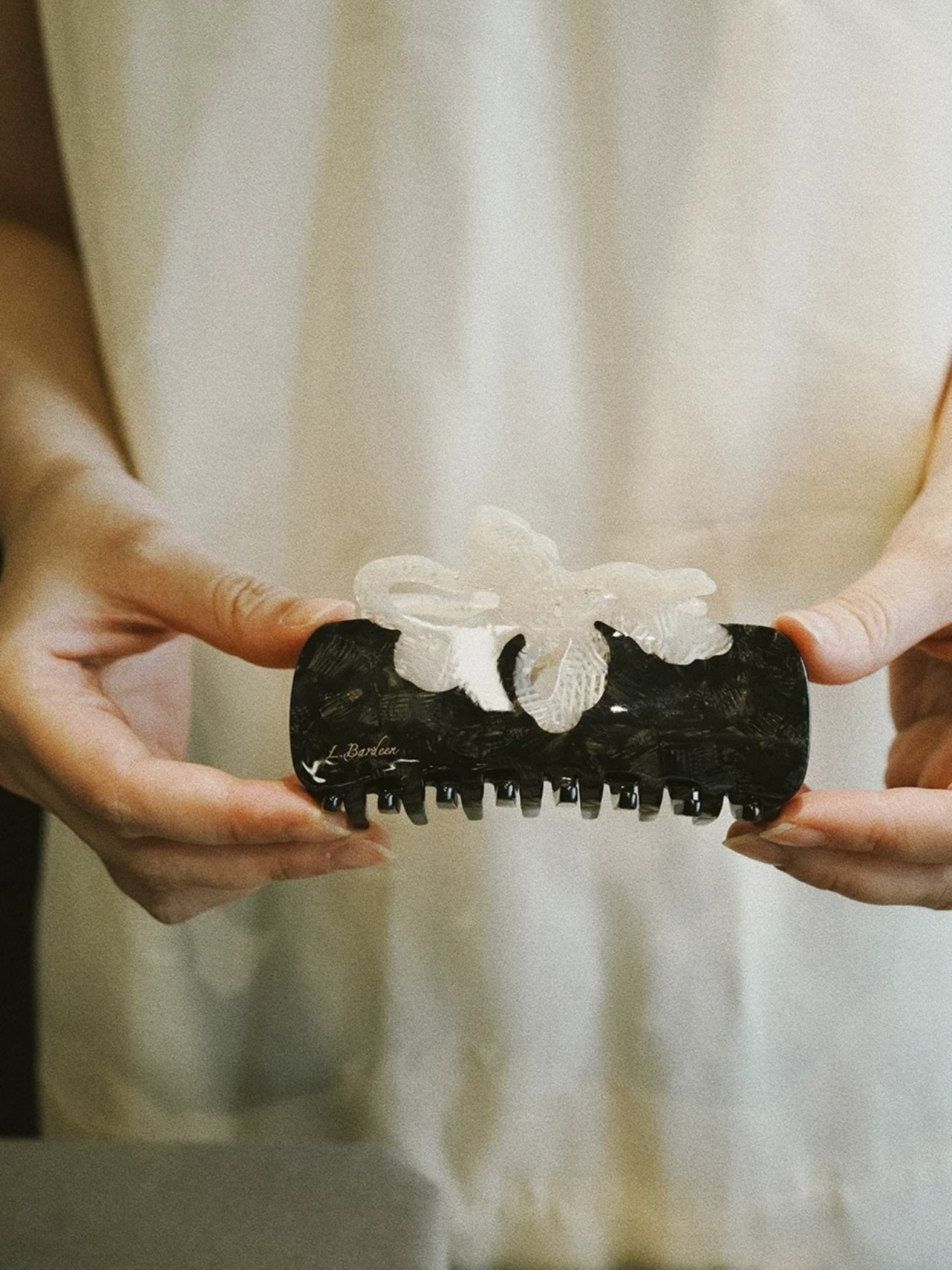 Fleur Contrast Hair Accessories F0866