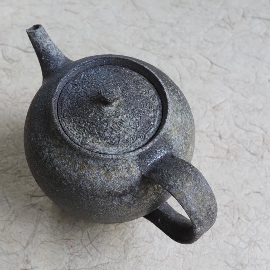 土本訓寛・久美子/焼締陰刻 後手 ポット