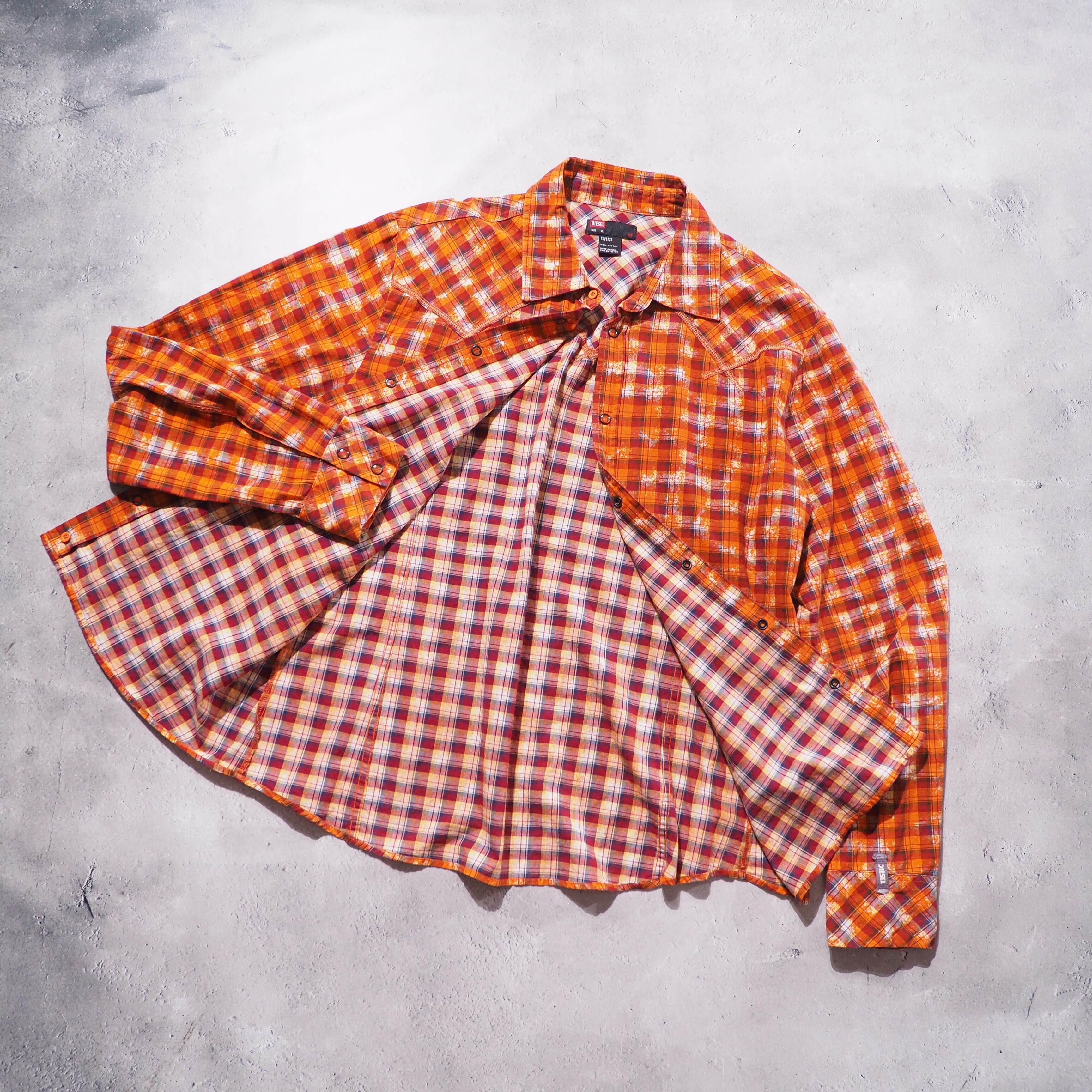 " DIESEL " ” 染色 ” Over silhouette Western shirt