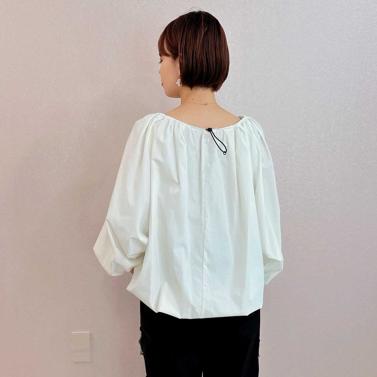 ドロストバルーンプルオーバー