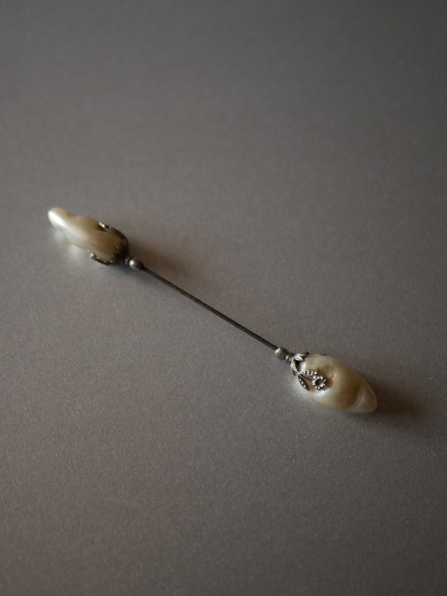 フランスアンティークのハットピン　パールとフラワーモチーフ　アンティークのある暮らし