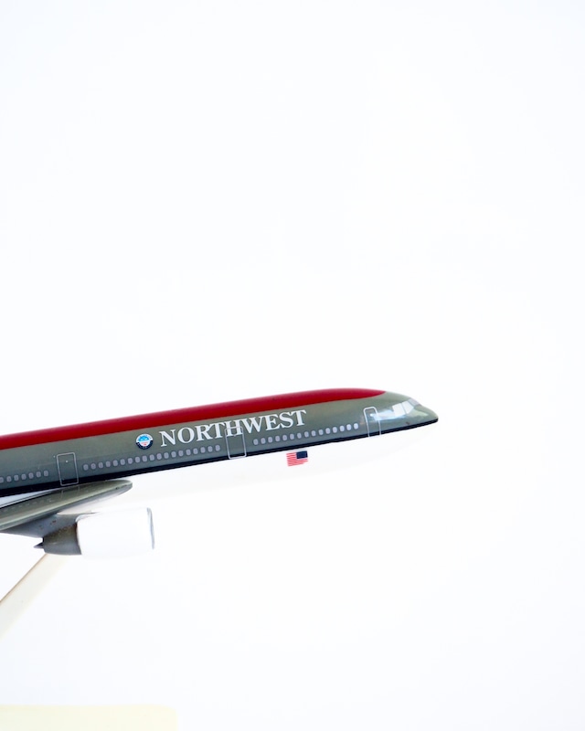 Northwest Airlines 1/200 scale model airplane