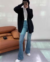 Loose fit V-neck Cardigan T20188