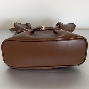 belted faux-leather handbag　J00356