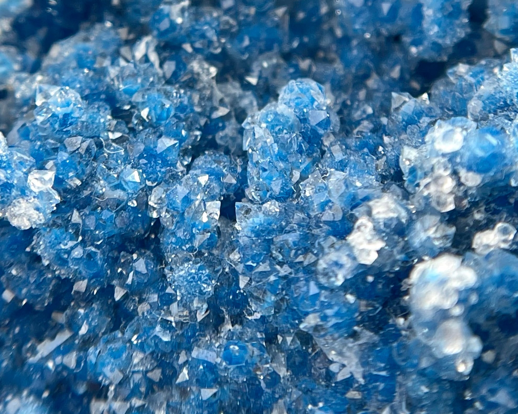 シャッタカイト / クォーツ【Shattuckite in Quartz】ナミビア産