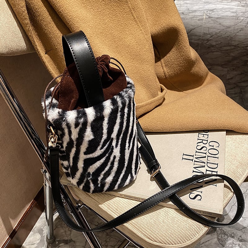 ミニ オータム 秋物 ウィンター 冬物 メッセンジャーバッグ ミニバッグ Tiancai_Wing_Bag64698423563