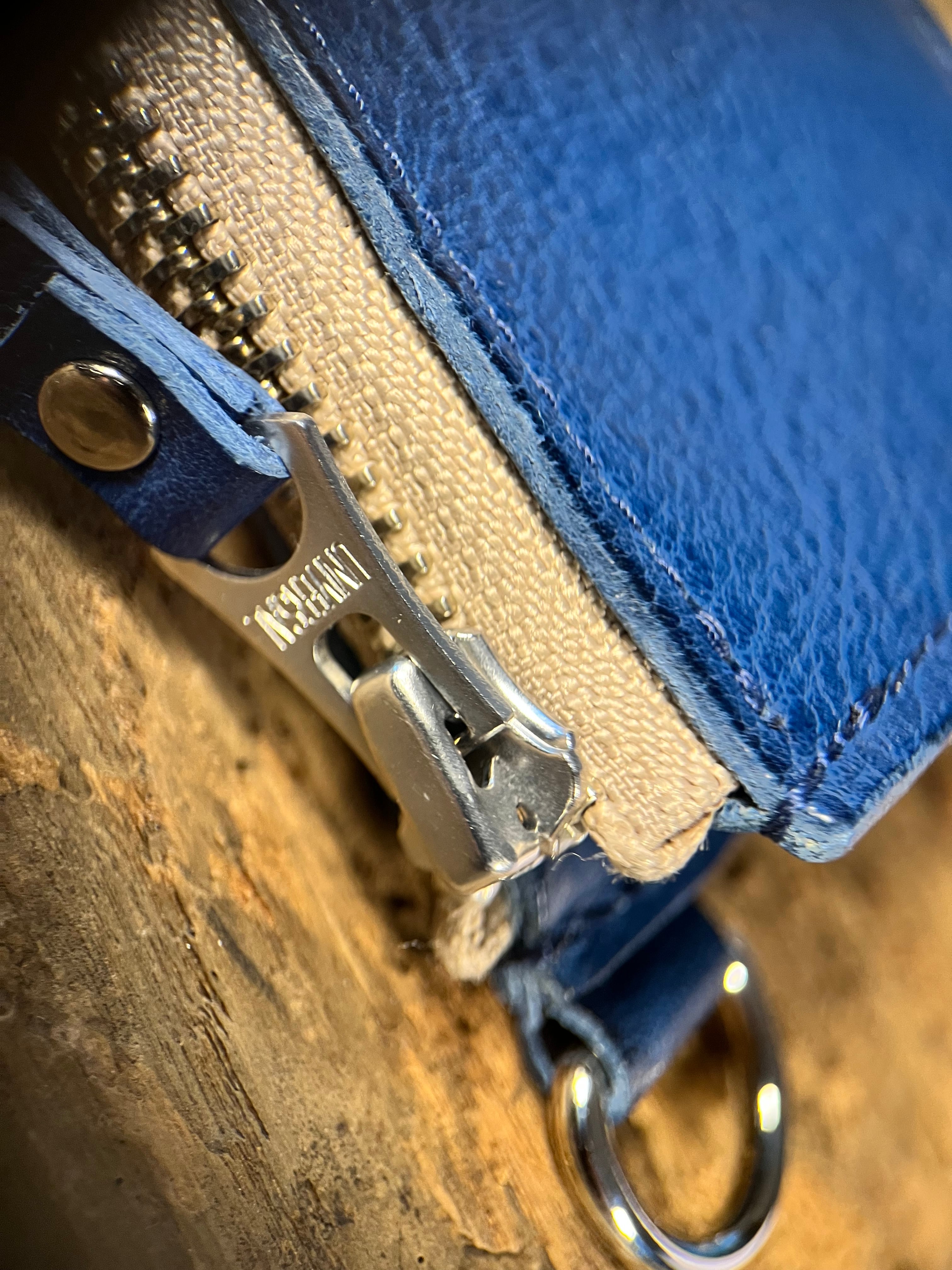 Lファスナーコンパクト SH006 シュリンクレザー Blue | TRAVISHOOD