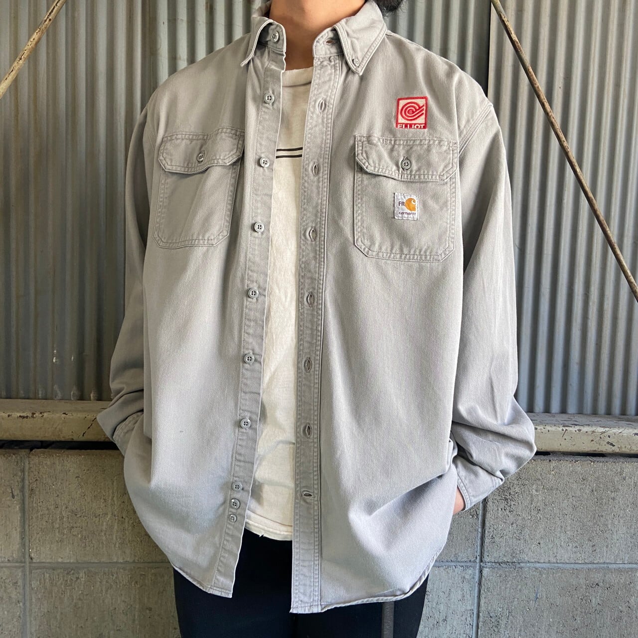 100%新品 carhartt カーハート☆企業刺繍ロゴ 長袖BDシャツ ゆるだぼの