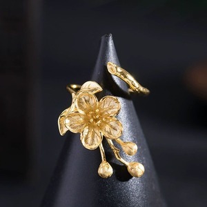 花海棠のリング - 銀色と金色の2種類で個性をプラス　R368