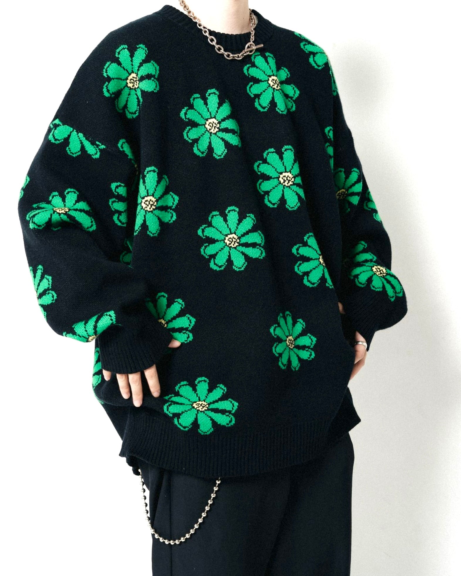 Flower LOGO sweater | ssssattimous