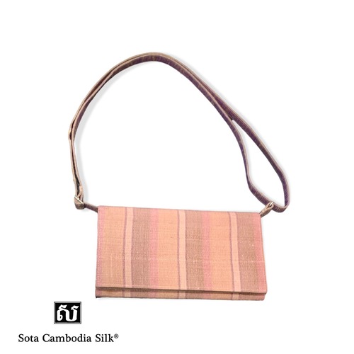 【完売】財布　シルク財布　ショルダー財布　新作　限定品　長い財布　ピンク　カンボジアシルク　シルク　軽い財布