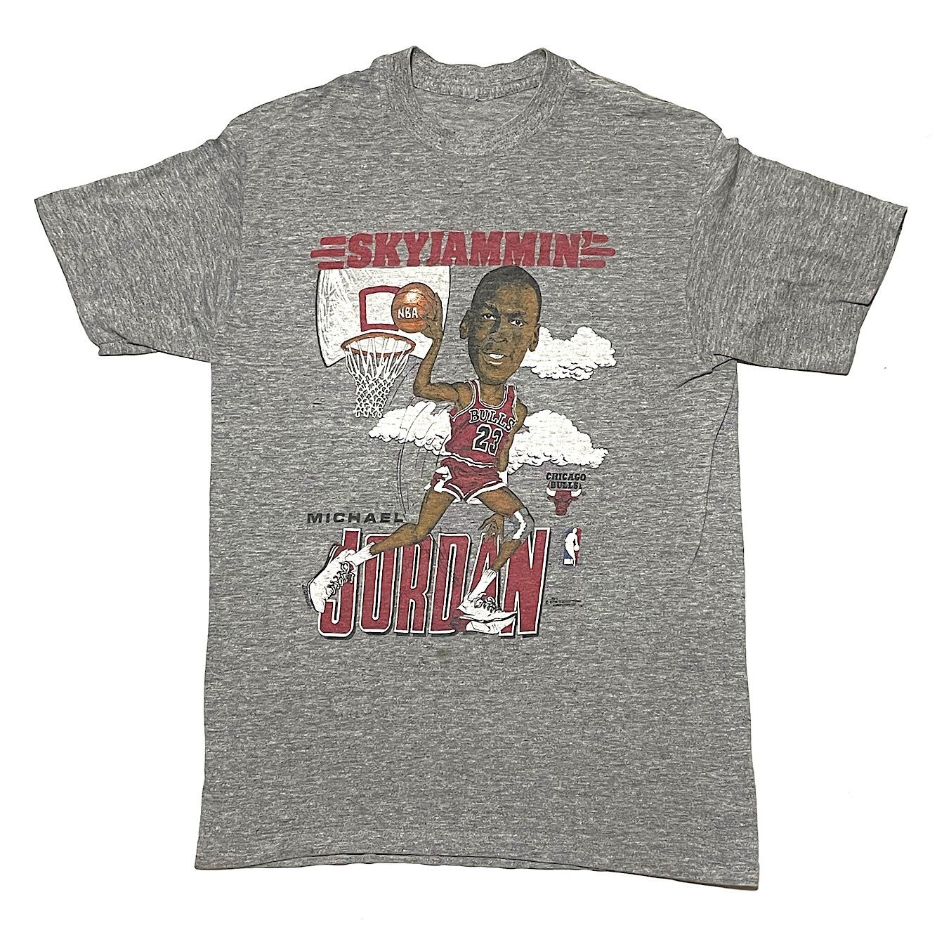 90s マイケルジョーダン×シカゴブルズ ヴィンテージ Tシャツ Michael Jordan NBA CHICAGO BULLS ナイキ  エアジョーダン(グレー,Mサイズ程度)袖シングル裾ダブルステッチ | ヴィンテージ古着&アンティーク商品取扱い Black Smith