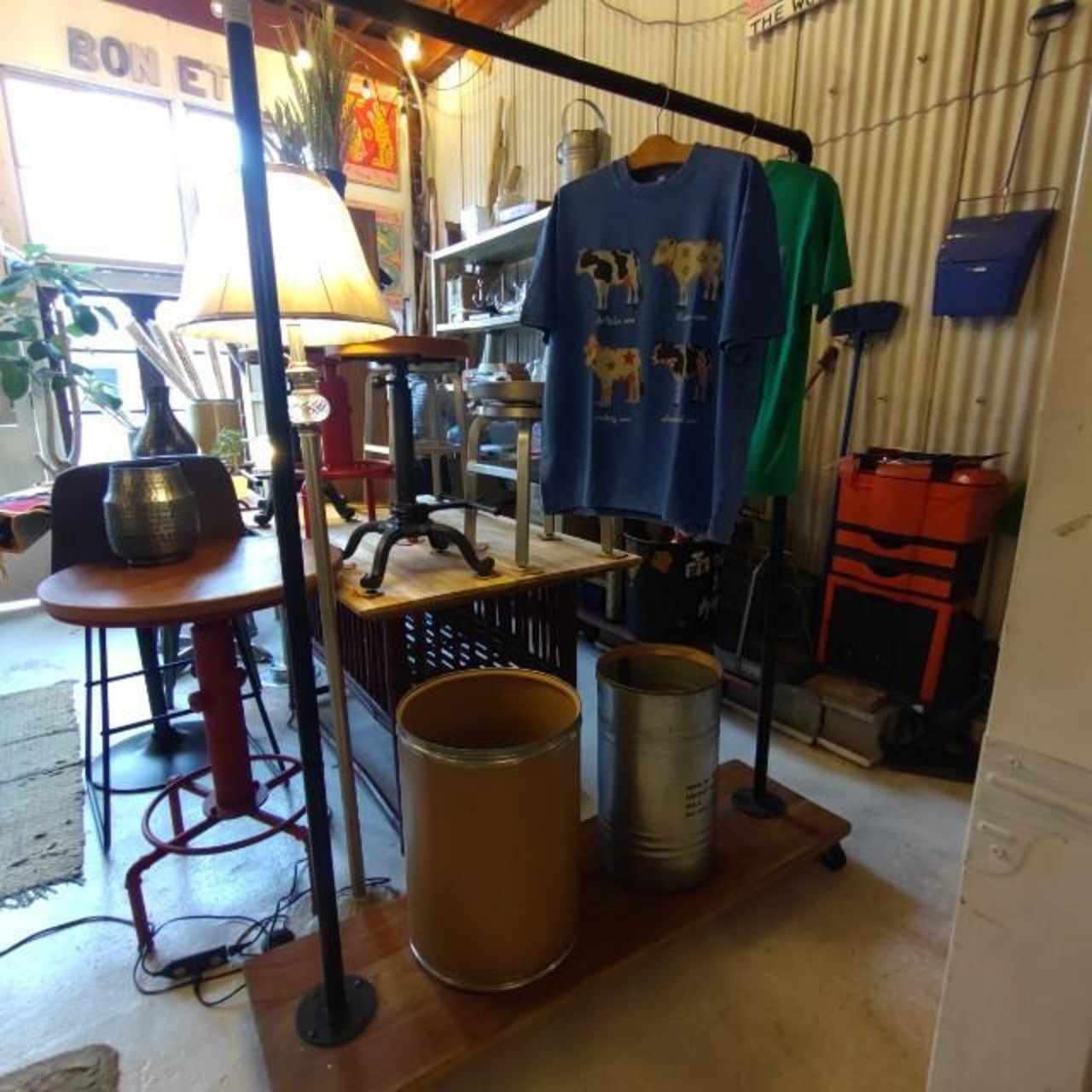 [In-store pickup only] Wood Shelf Iron Hanger Stand Hanger Rack Store fixtures