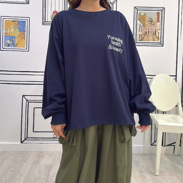 裾ドロストタックロゴプルオーバー