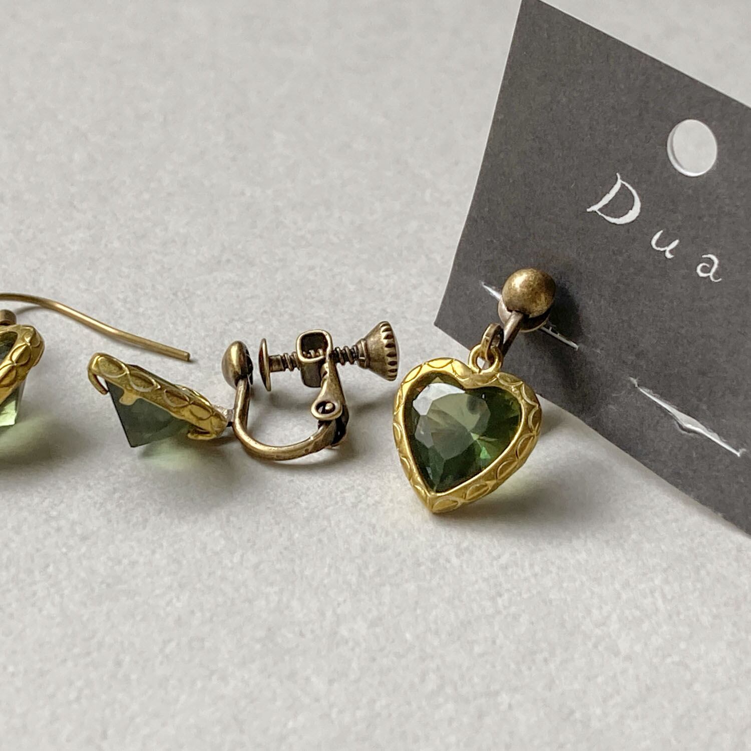 シックなハートビジューの〈ピアス/イヤリング〉 | Dua-アクセサリー