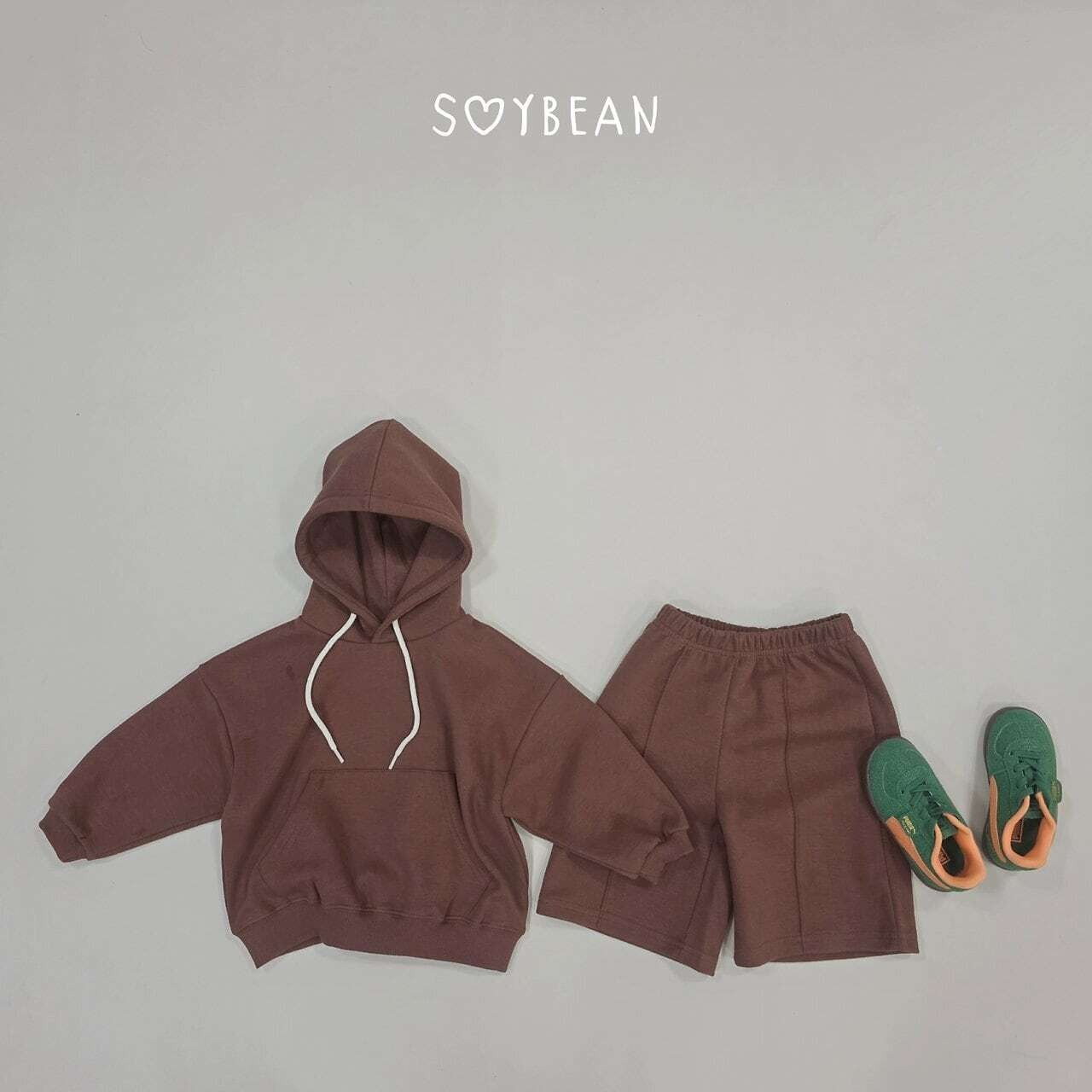 韓国子供服 / 26Autumn / soybean / フーデッド バミューダ上下セット / キッズ服 / ジュニア服 / 秋服 *XS~JL*