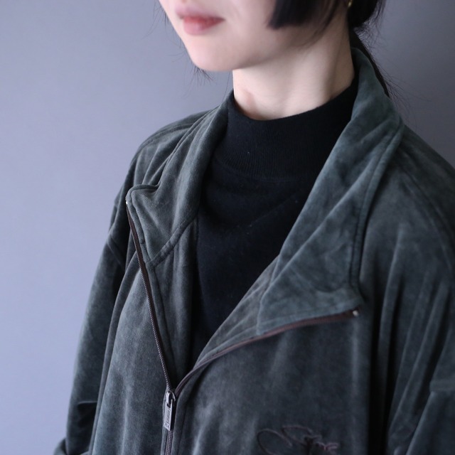 good smoky coloring XXXL super over silhouette velours track jacket