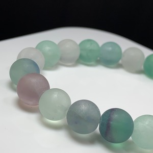 no5.フロストフローライトブレスレット