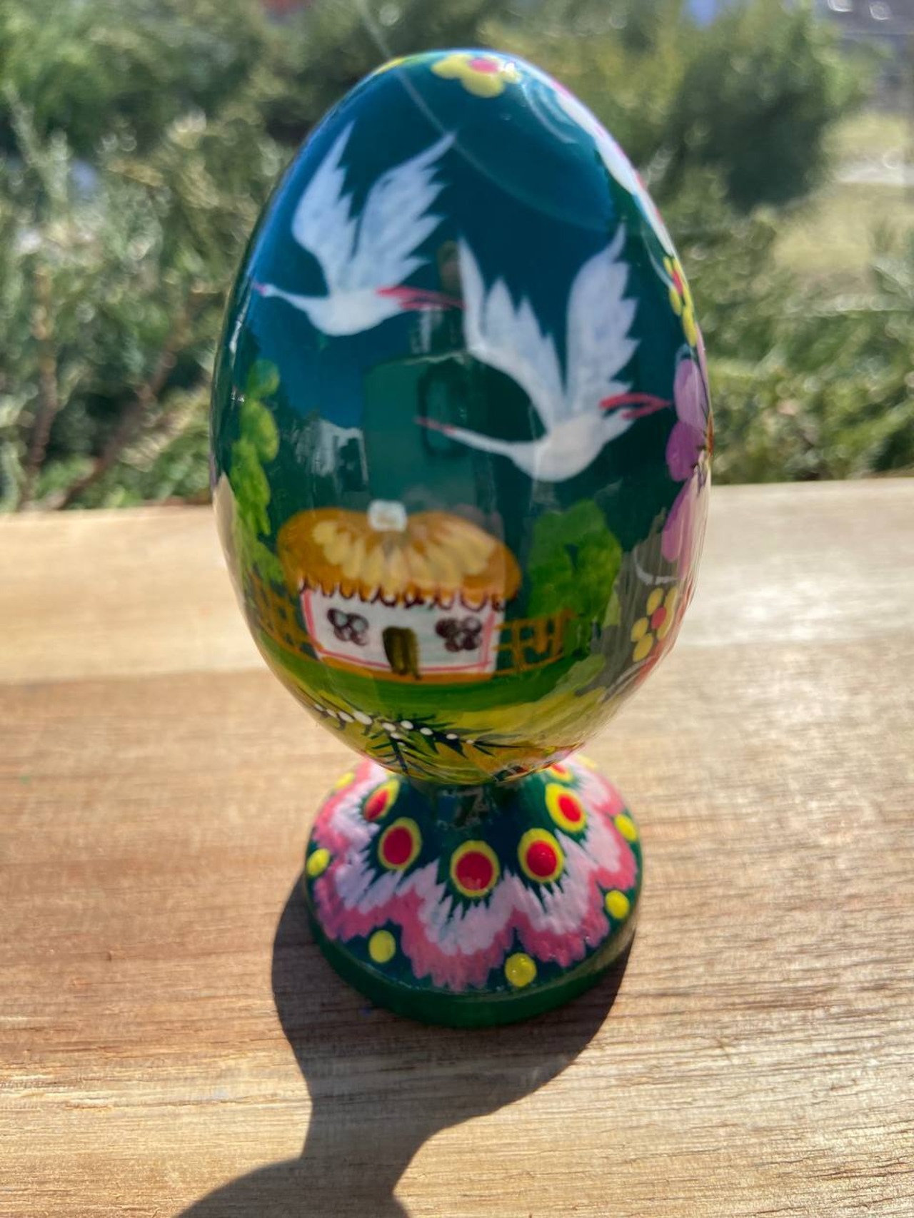 ペトリキウカ塗り　木製プィサンカ・スタンド一体型（イースター・エッグ）9cm（ホメンコ作） - 2