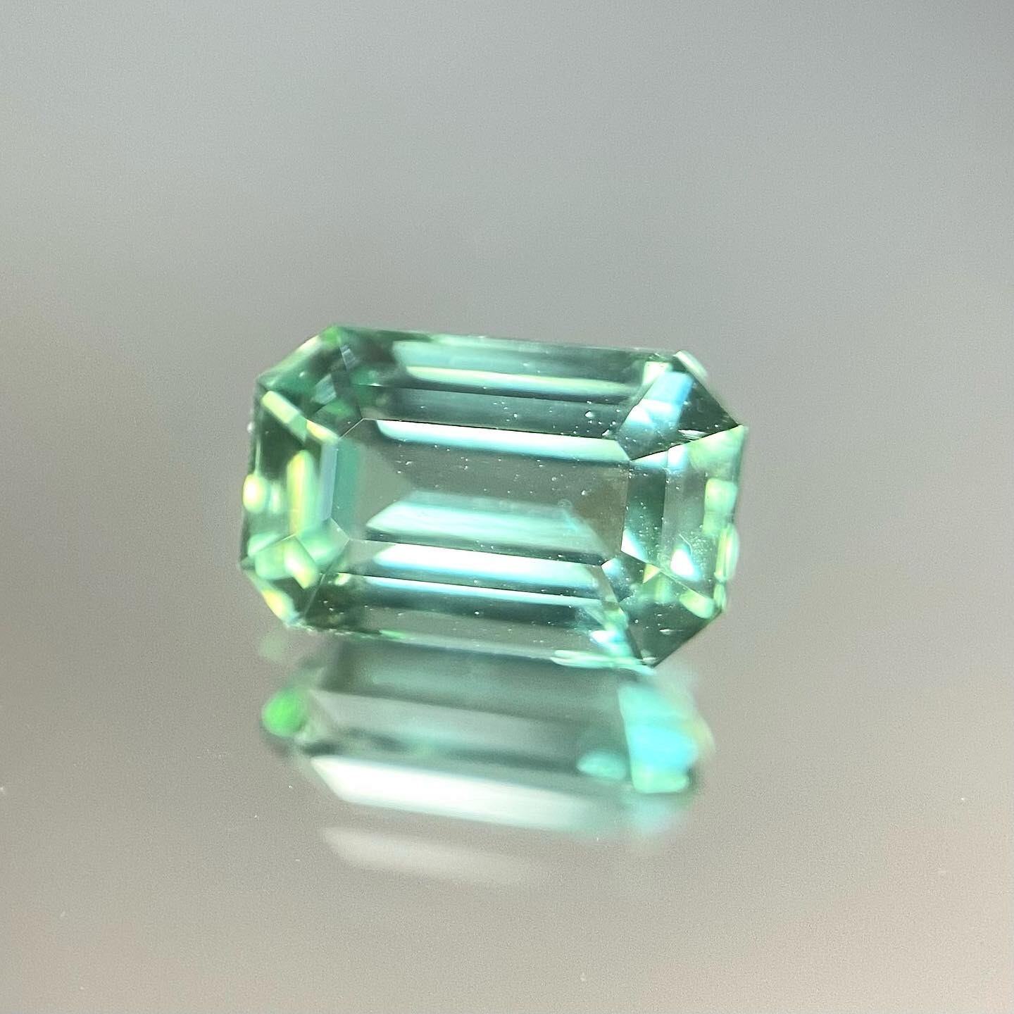 爽やかなミントグリーントルマリン