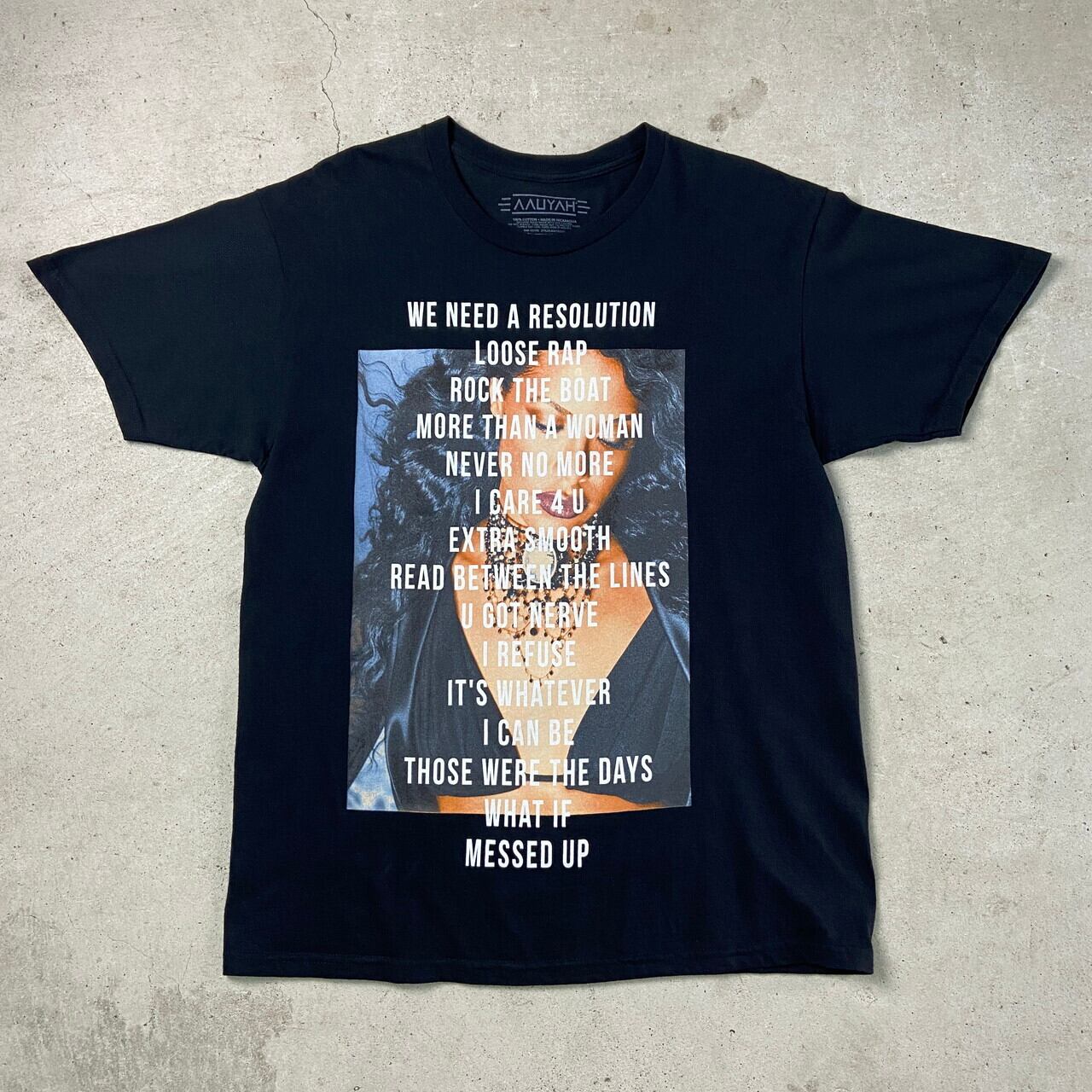 AALIYAH アリーヤ アーティスト バンドTシャツ メンズM 古着 フォト 