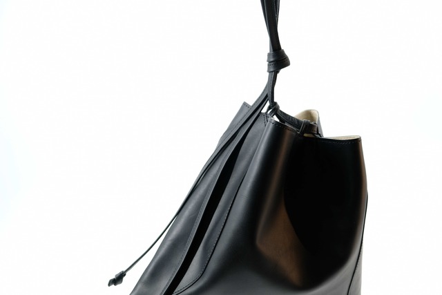 MARROW/MA-AC6306 MEDIUM PILLOW BLACK