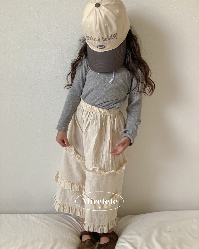 【取寄】パンツスタイルがガーリーに決まる！フリルワイドパンツ