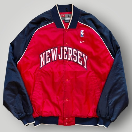 【90s】00s NIKE NBA ネッツ ナイロン スタジャン ボンバージャケット サテン メンズ L 赤/紺 中綿 VINTAGE ナイキ Y2K チーム