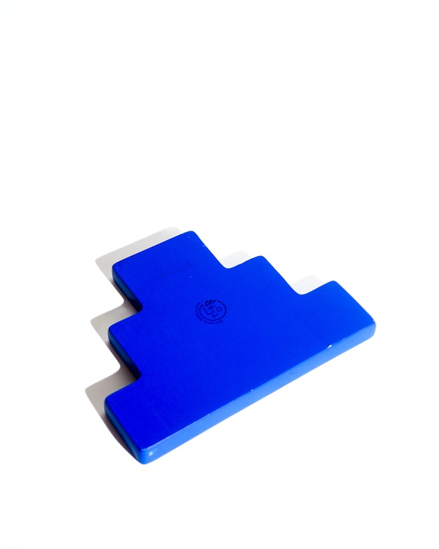 OCTAEVO Pyramid-Shaped Blue Tray (Spain)