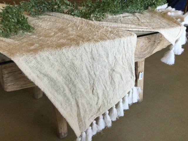 ベッドランナー