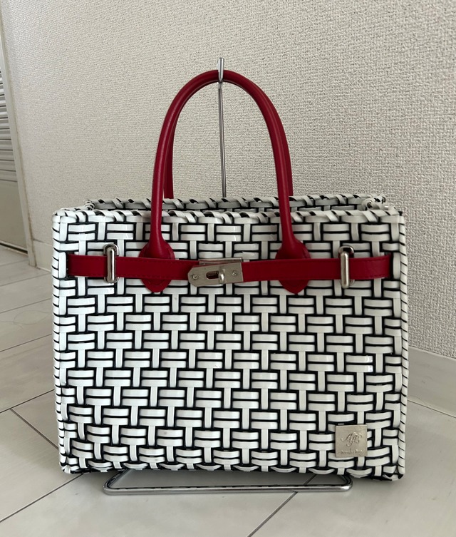 ジュエリーバッグ　ajbblanc