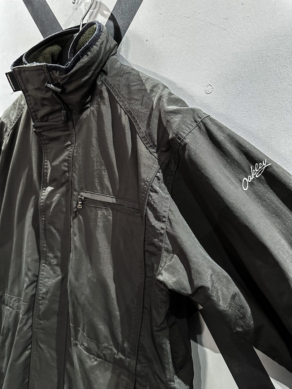 X VINTAGE】