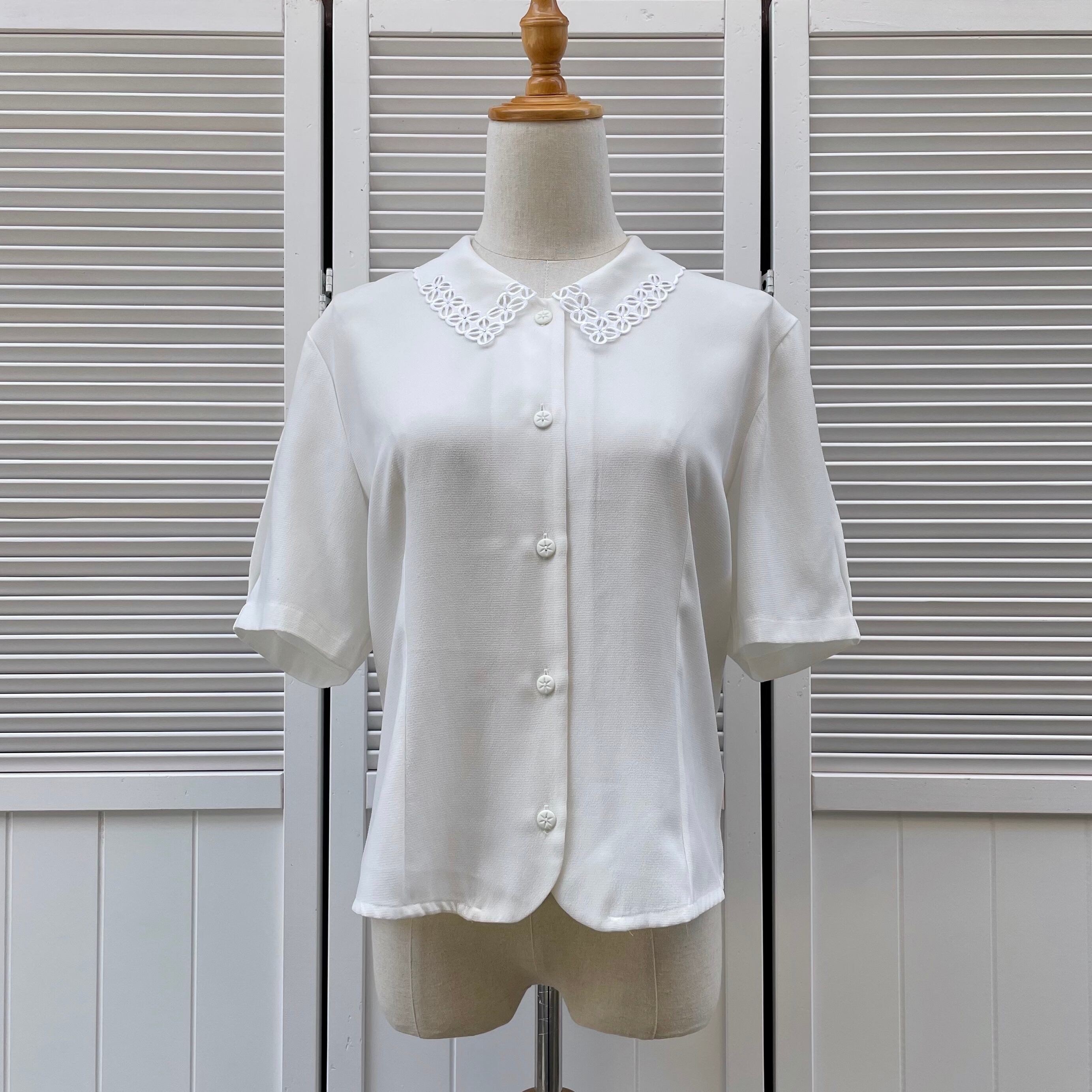 clover cutwork embroidery white blouse 〈レディース古着 クローバー