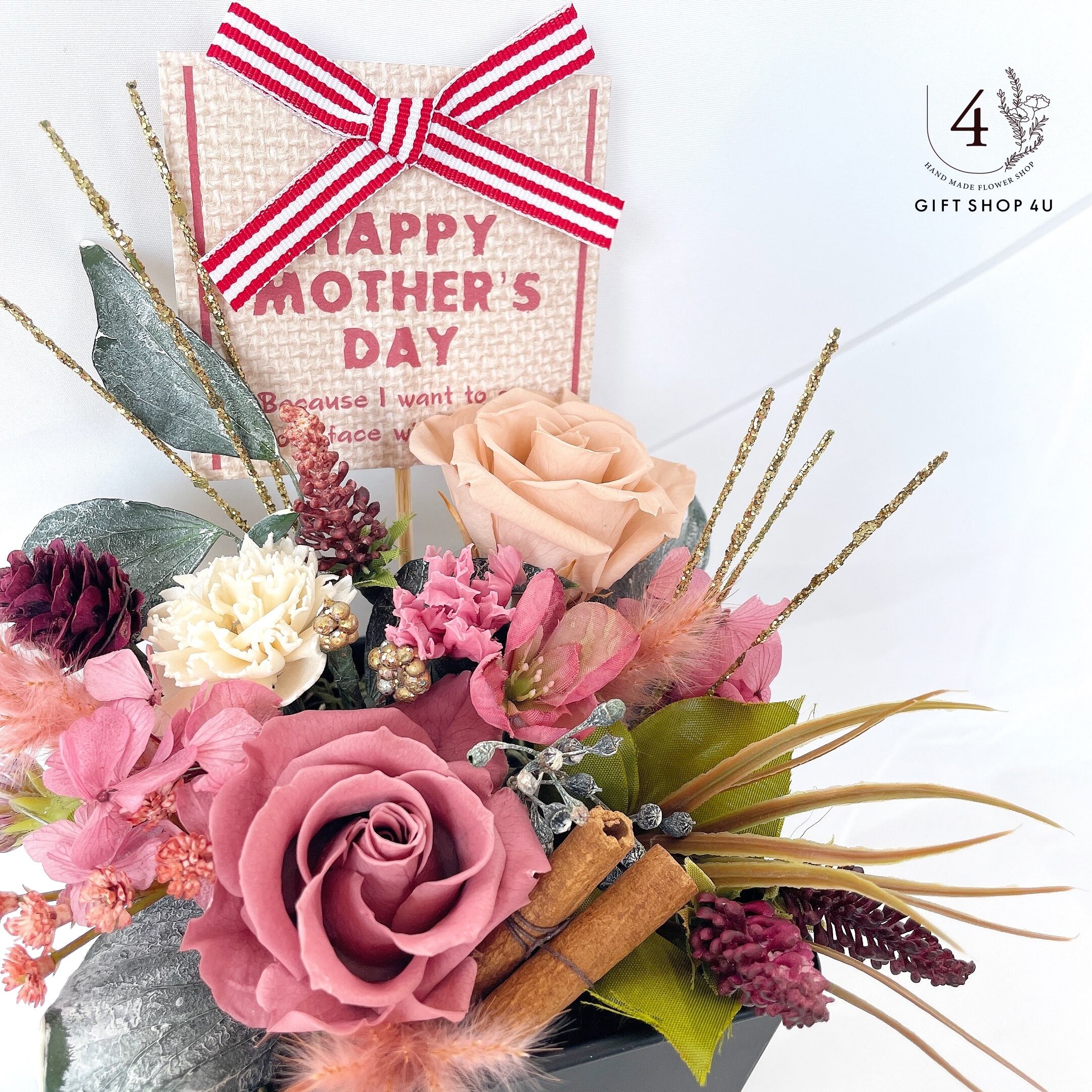 母の日 母の日プリザーブドフラワーアレンジメント ピンク ラッピング代込み カーネーション 母の日 ２０ 4u