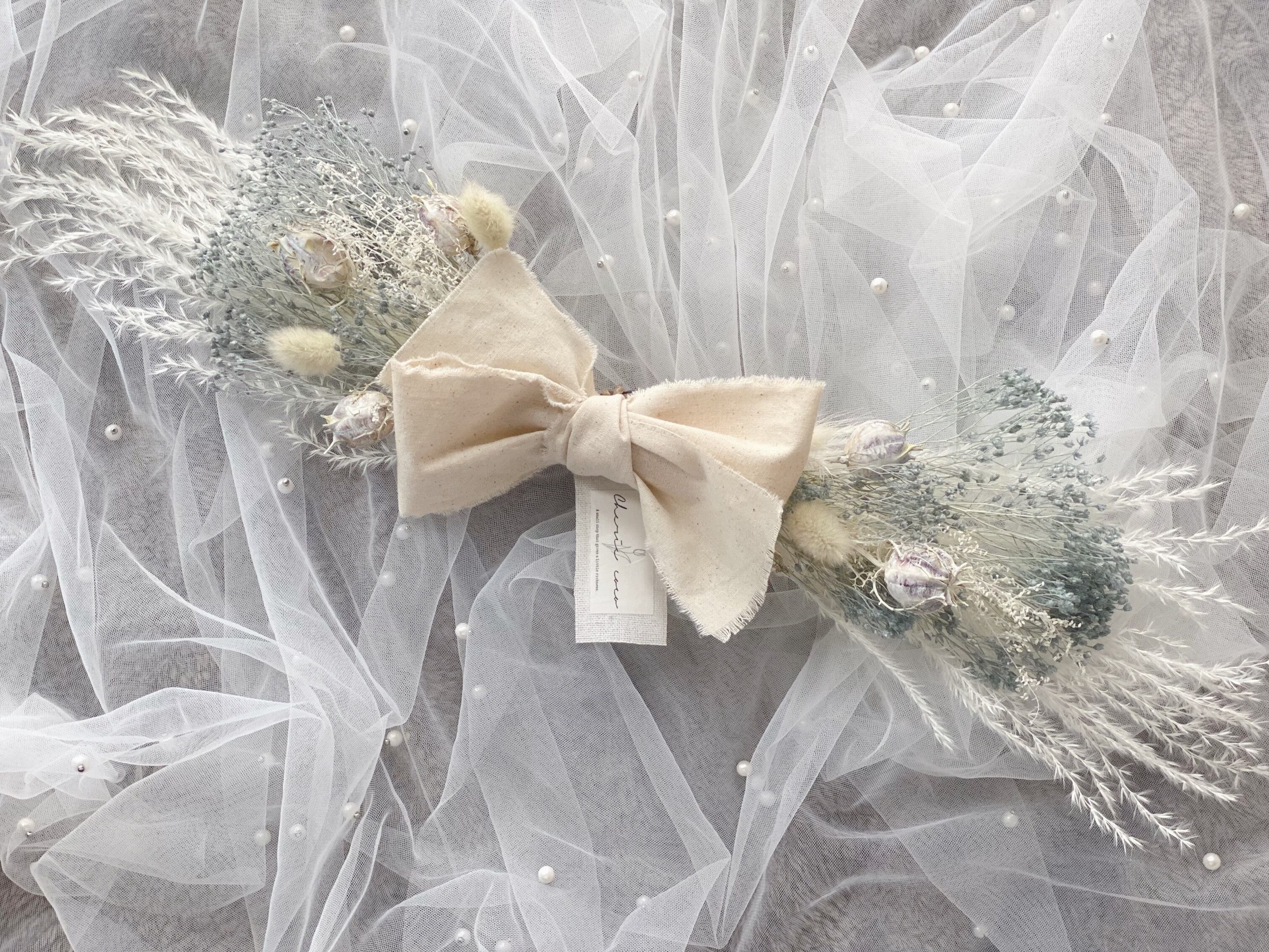 アンティークホワイトの横長スワッグ