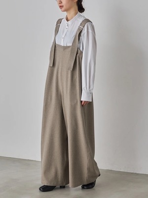 夏から秋までロングシーズン大活躍の2Wayサロペット