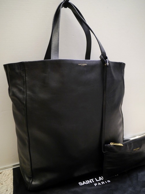 ◆SAINTLAURENT PARIS サンローランパリ ヴォーリセ A4対応 男女可 リバーシブル レザー トート バッグ 黒◆ 使いやすいYSLの定番モデル♪