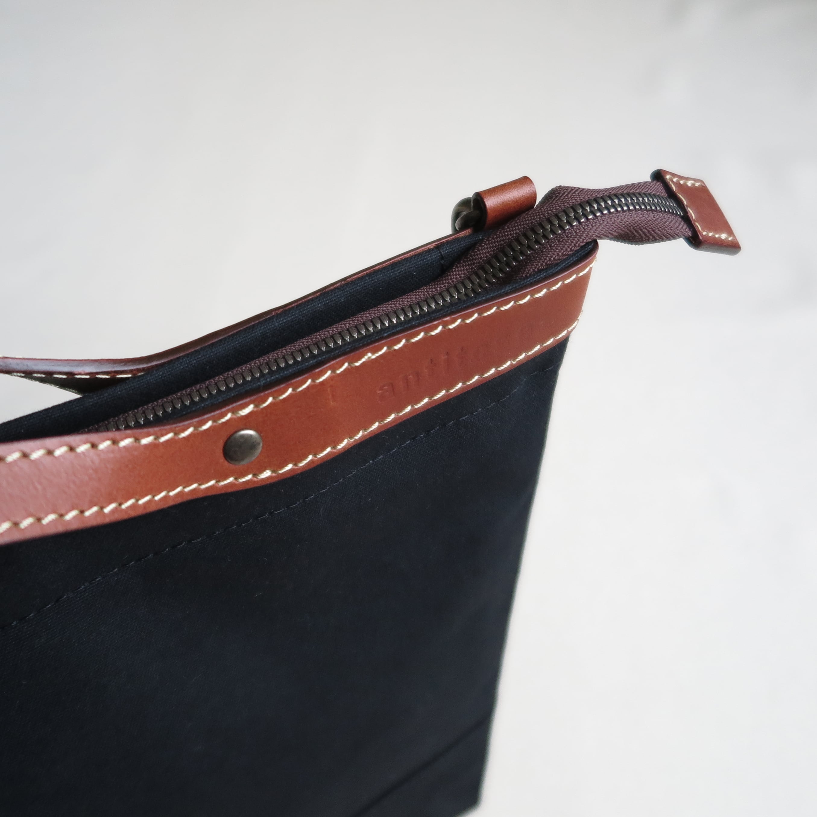 Paraffin canvas 2WAY (tote & Shoulder) bag 「advantage」BLACK