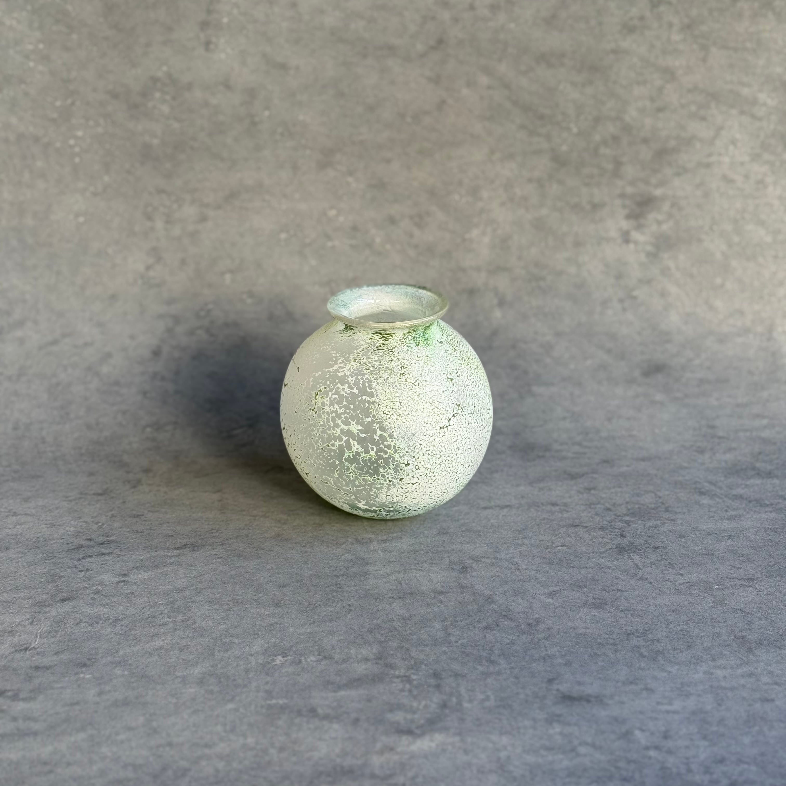 橋村野美知 丸い花瓶 | gallery 一白