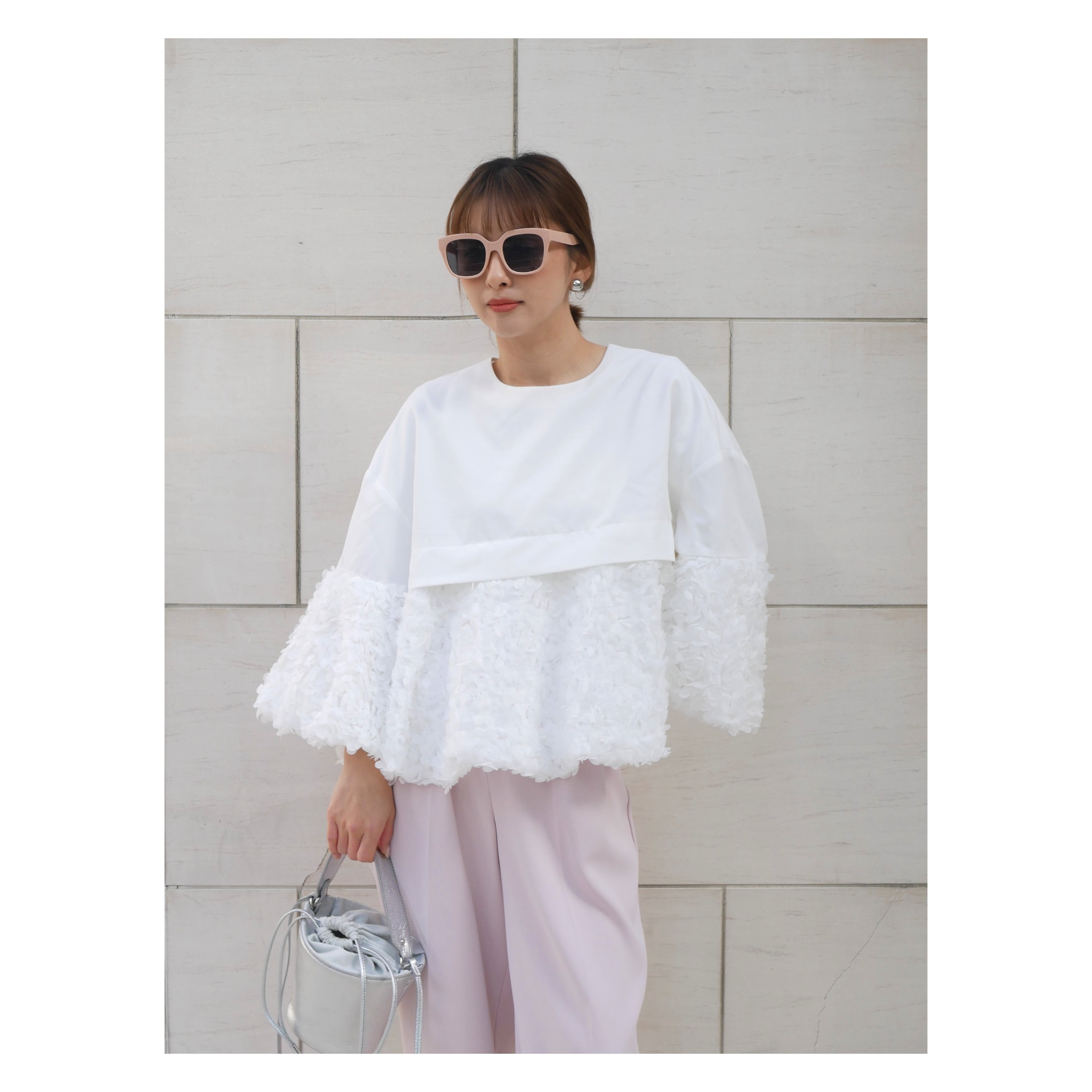 bebeod フラワーモチーフボリュームトップス Volume flower design blouse | BéBéoD