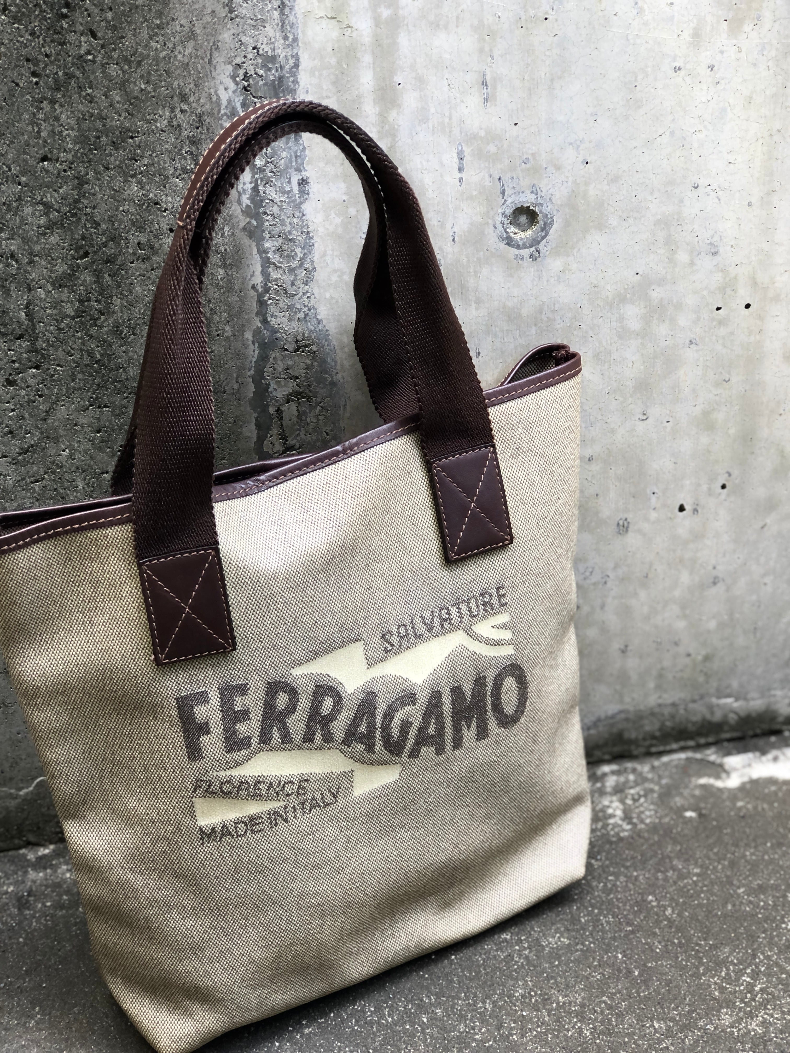 Salvatore Ferragamo サルヴァトーレ フェラガモ　旧ロゴ　トートバッグ　ベージュ　vintage　ヴィンテージ　8ns8nv |  VintageShop solo powered by BASE