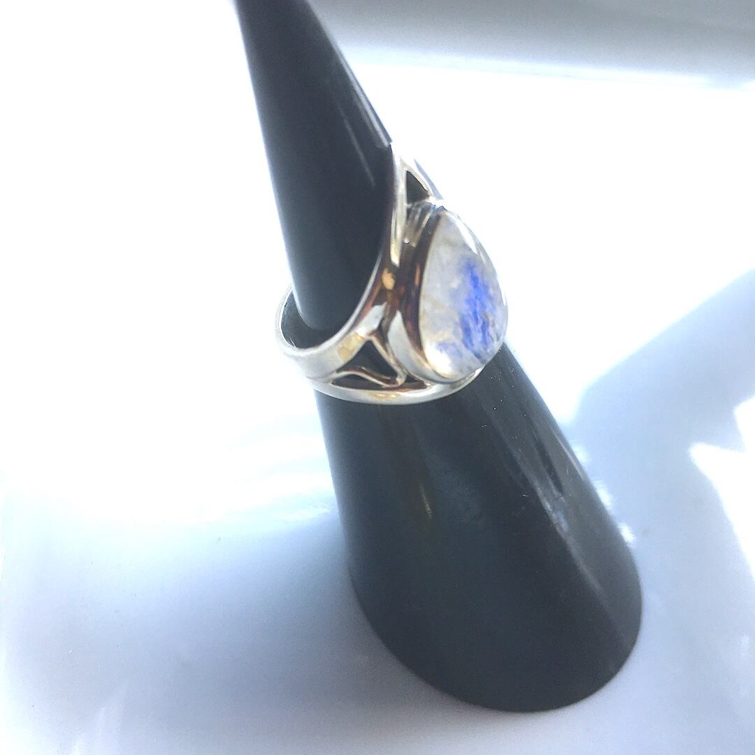 【SV925】✦6月の誕生石✦⋆.·レインボームーンストーンリング⋆.·Luna 月雫 .·✦