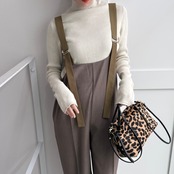 バックデザインタックサロペットPT/カーキブラウン