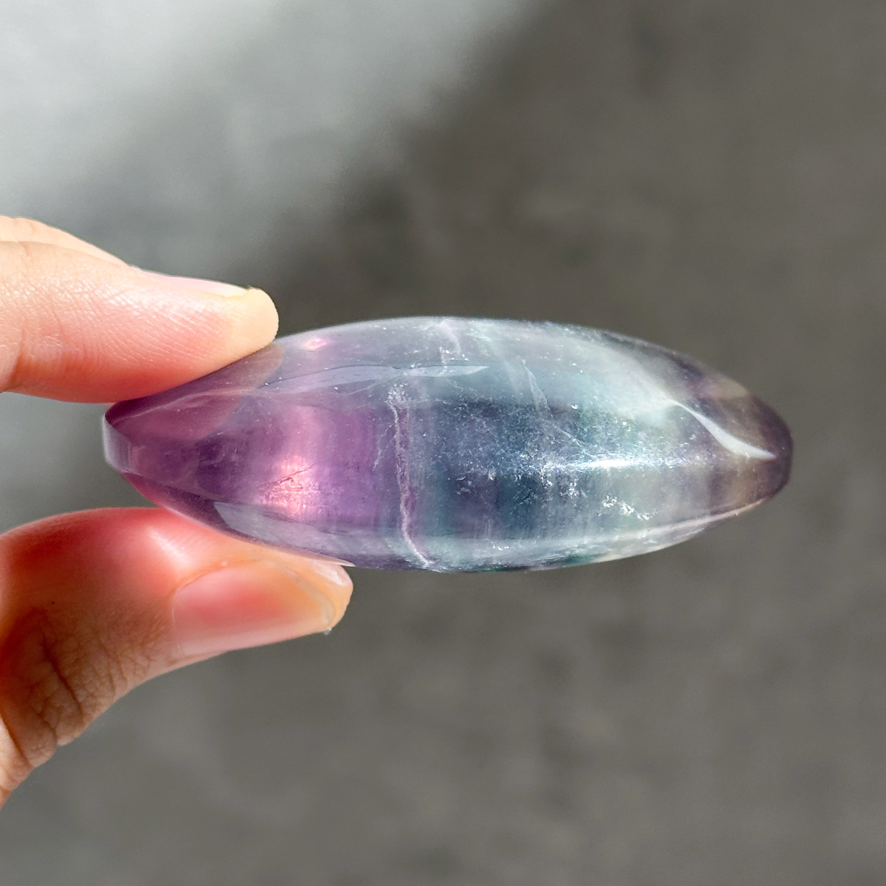 レインボーフローライト パームストーン01◇ Rainbow Fluorite
