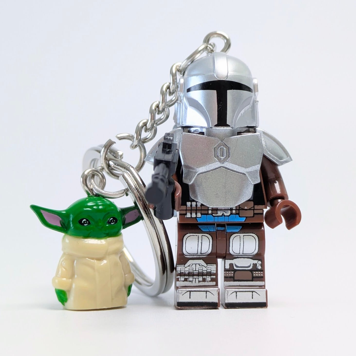 2026年7月中旬再入荷予定！★ブロックフィギュアキーホルダー★【STARWARS ( スター・ウォーズ )/ The Mandalorian ( マンダロリアン )】マンダロリアン/ ディンジャリン  〚アメリカン雑貨 アメトイ〛