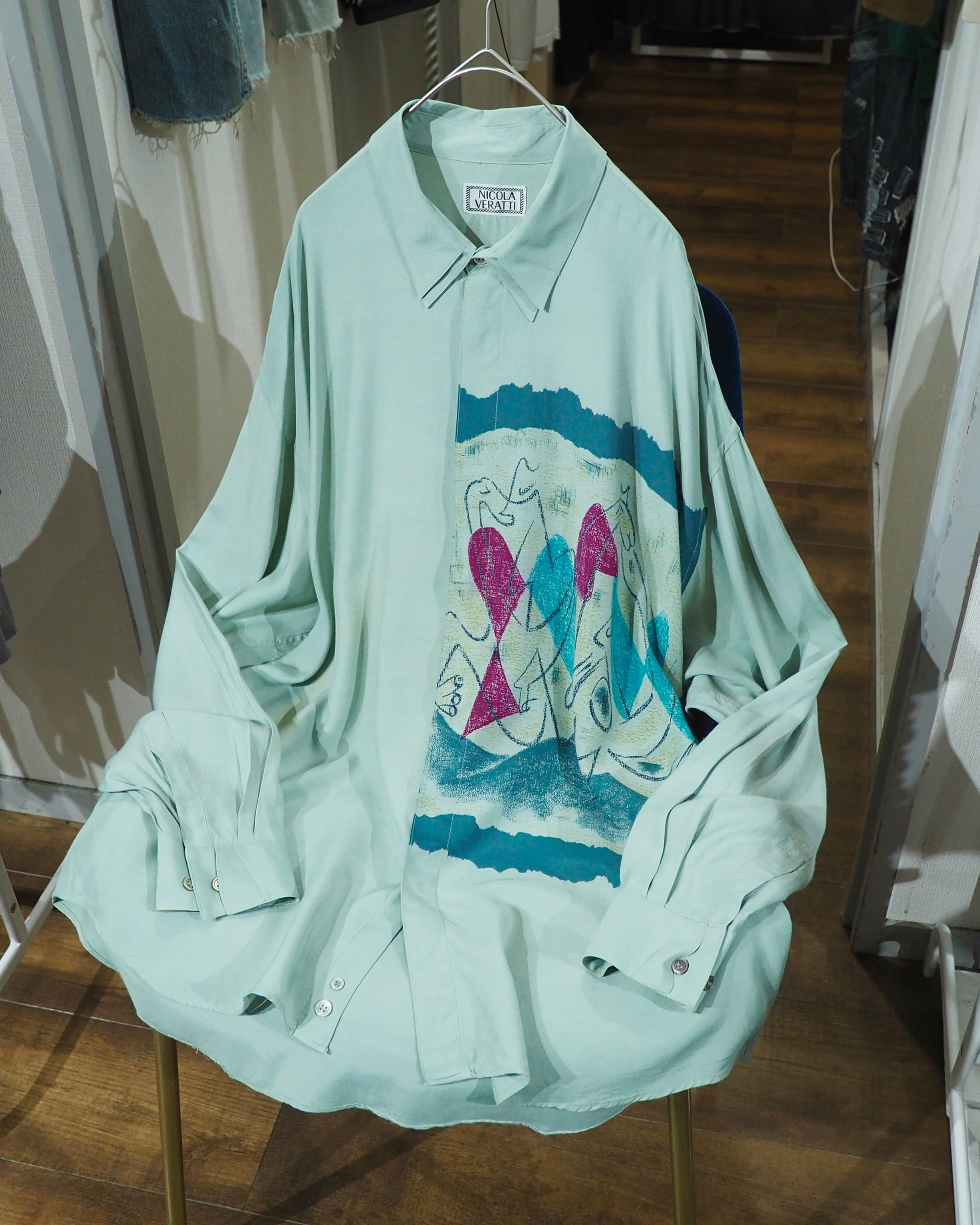 1980 - 90s " NICOLA VERATTI " Abstract Art painting vintage loose Rayon shirt