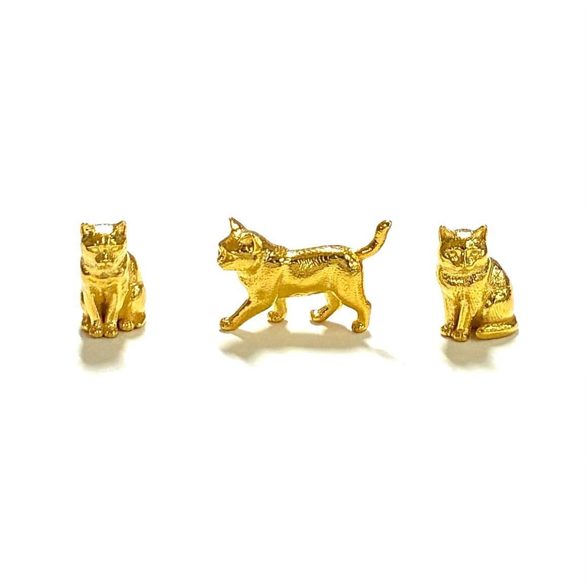 純金 約1g 歩く猫モチーフ 指先サイズの芸術品【RNP01076】JUNGOLD