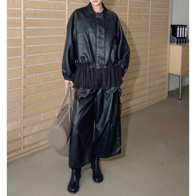 Pleated faux leather setup C1616